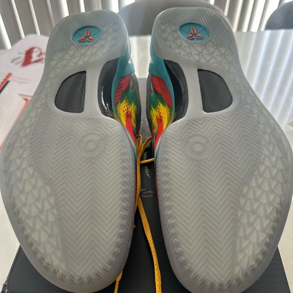 Kobe VII Protro Venice Beach - Picture 2 of 5